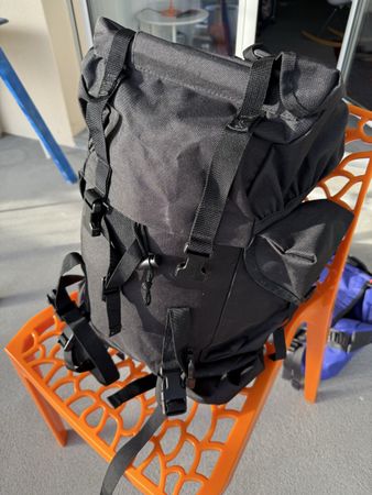 Rucksack 🎒Trekking wandern  Black Military Style