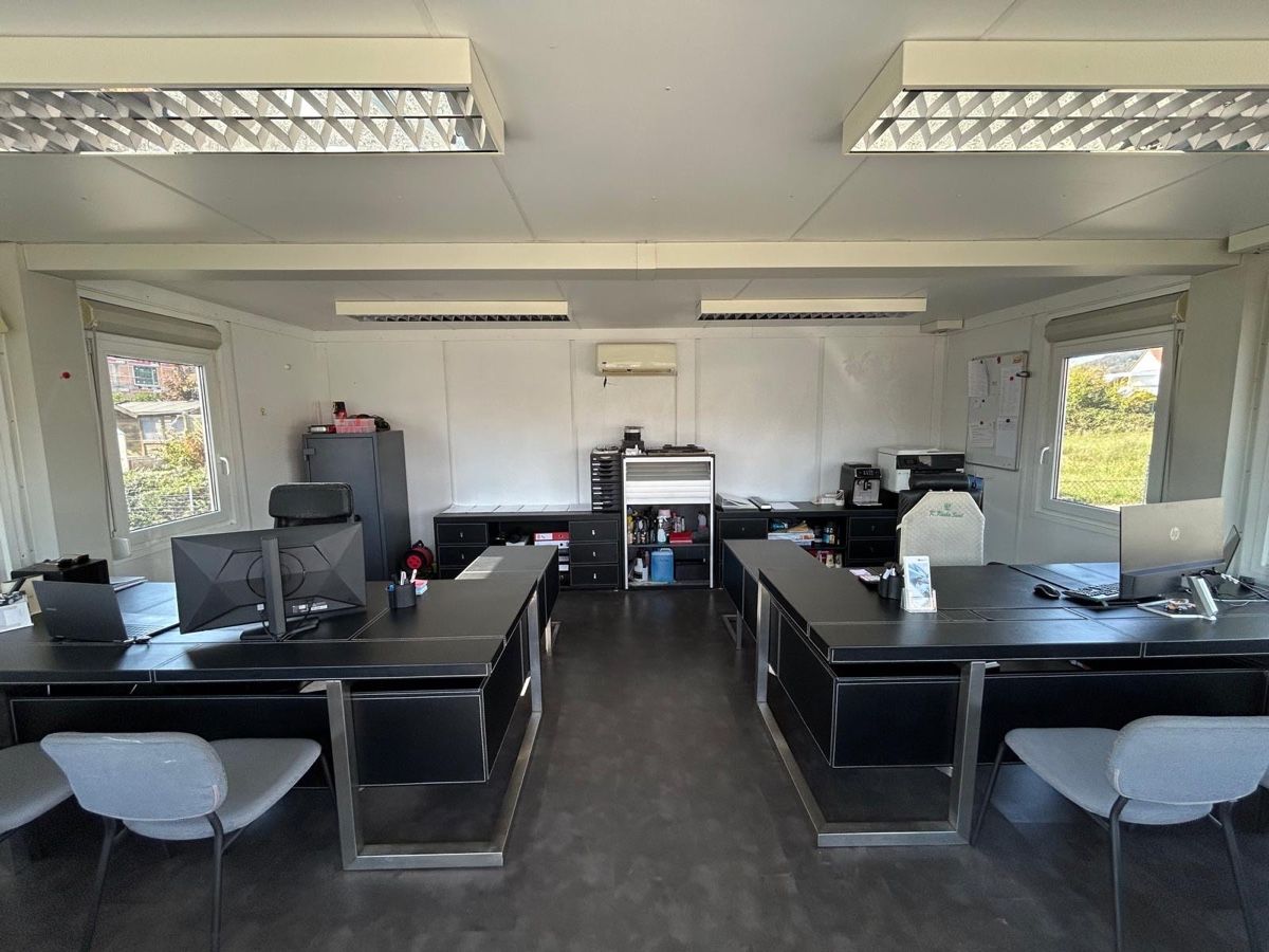 Contenitori edile: Verkaufscontainer Büro Modulbau Doppelcontainer – Usato da Oftringen venduto da inf_l6jg 4