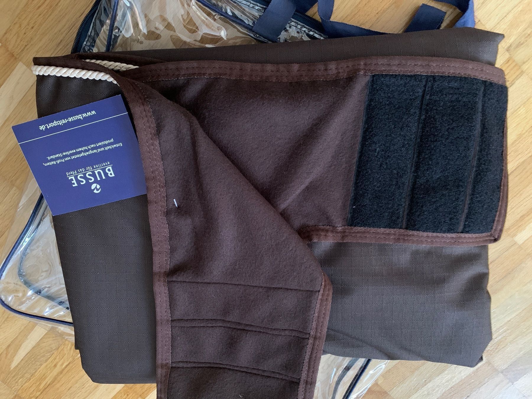 Coperte: Nierenausreitdecke BUSSE – Nuovo e nell'imballaggio originale da Sisseln AG venduto da Gommibaerli87 1