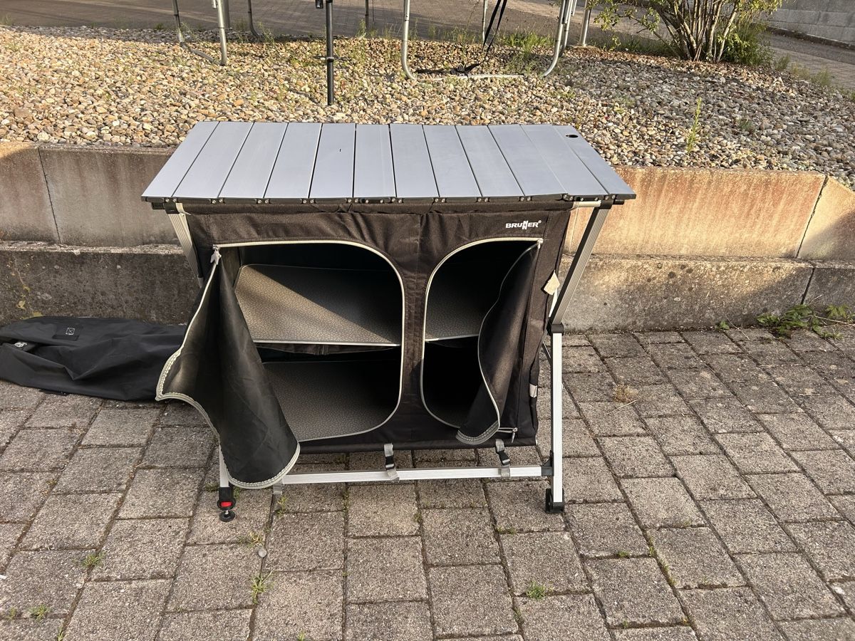 Cuisines complètes: BRUNNER AZABACHE CT CROSS SQUARE Campingmoebel  – D'occasion à Schöftland par Michael3