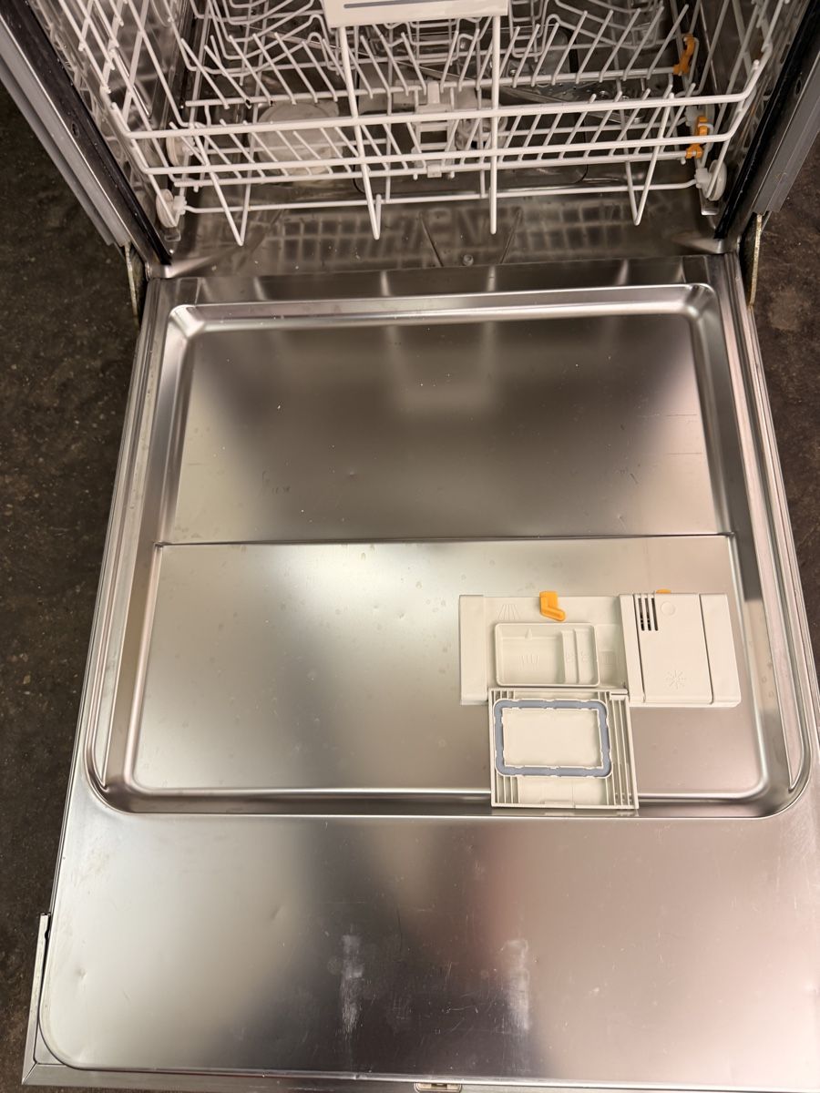 Lavastoviglie: Miele Geschirrspülmaschine – Usato da Pfaffhausen venduto da Popular 3