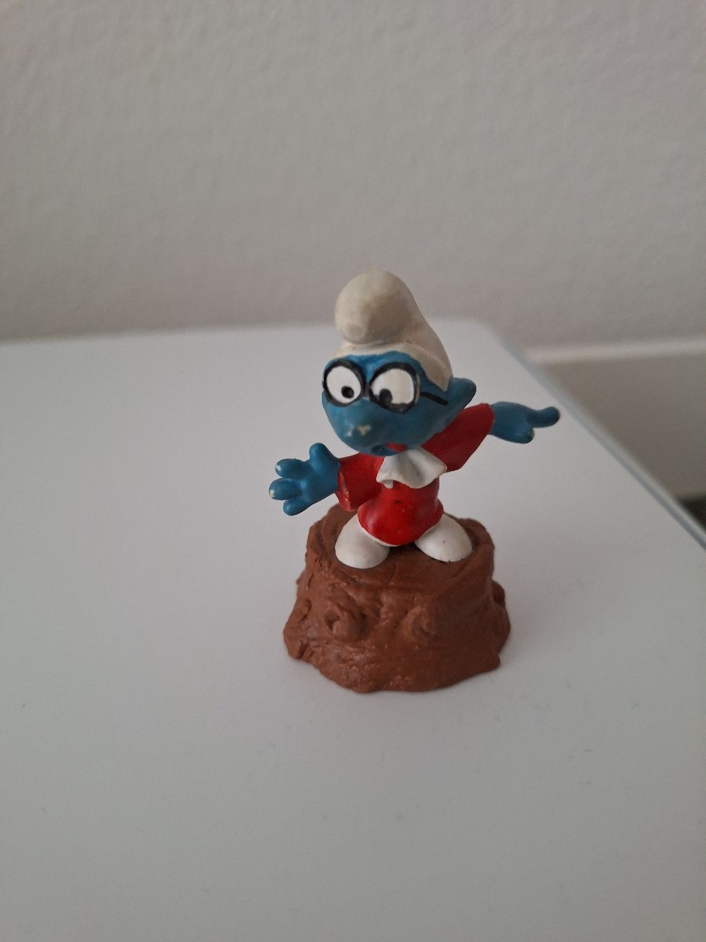 Schleich Statuette: Spitzer mit Schlumpf – Usato da Rothrist venduto da Stranglehold