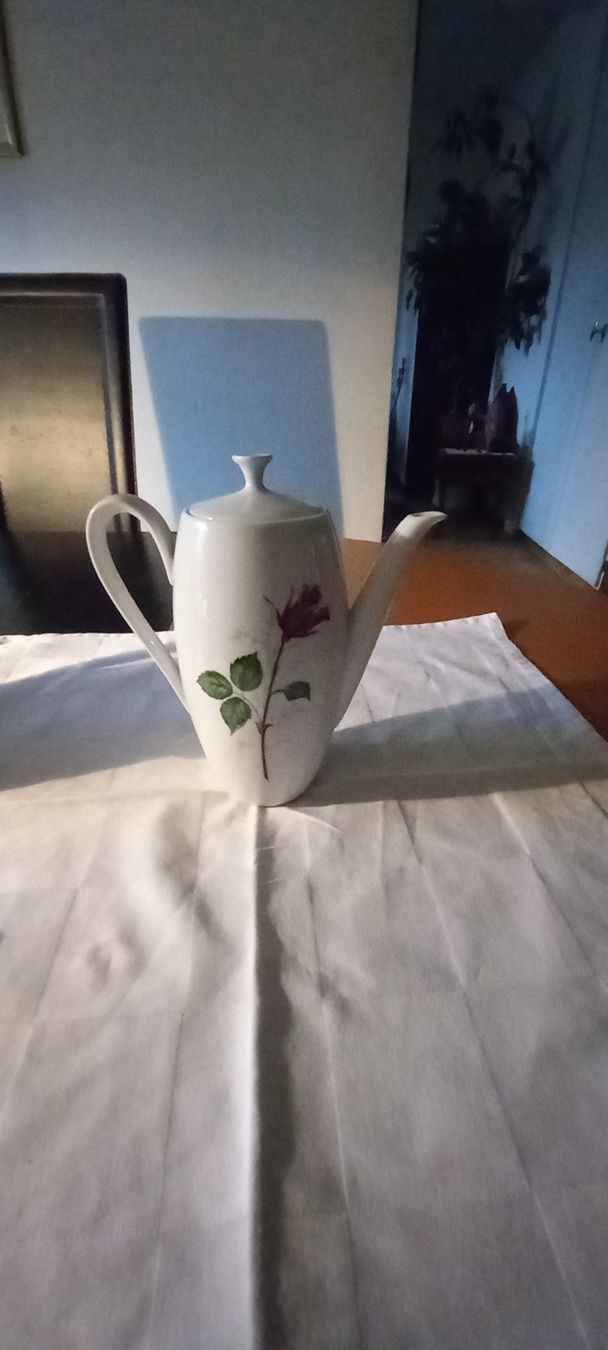 Geschirrsets: Antik Winetrling Mokkaset.Rosen – Gebraucht aus Bern von Imamrashed 1