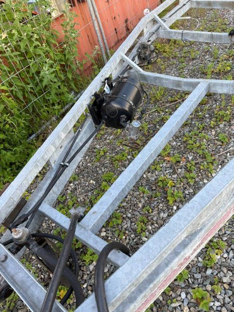 Anhänger: Boot Anhänger 5 T mit Druckluft. – Gebraucht aus Baden von Rero0 1
