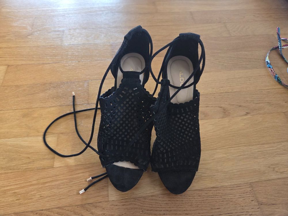 Schnur High Heels Binden