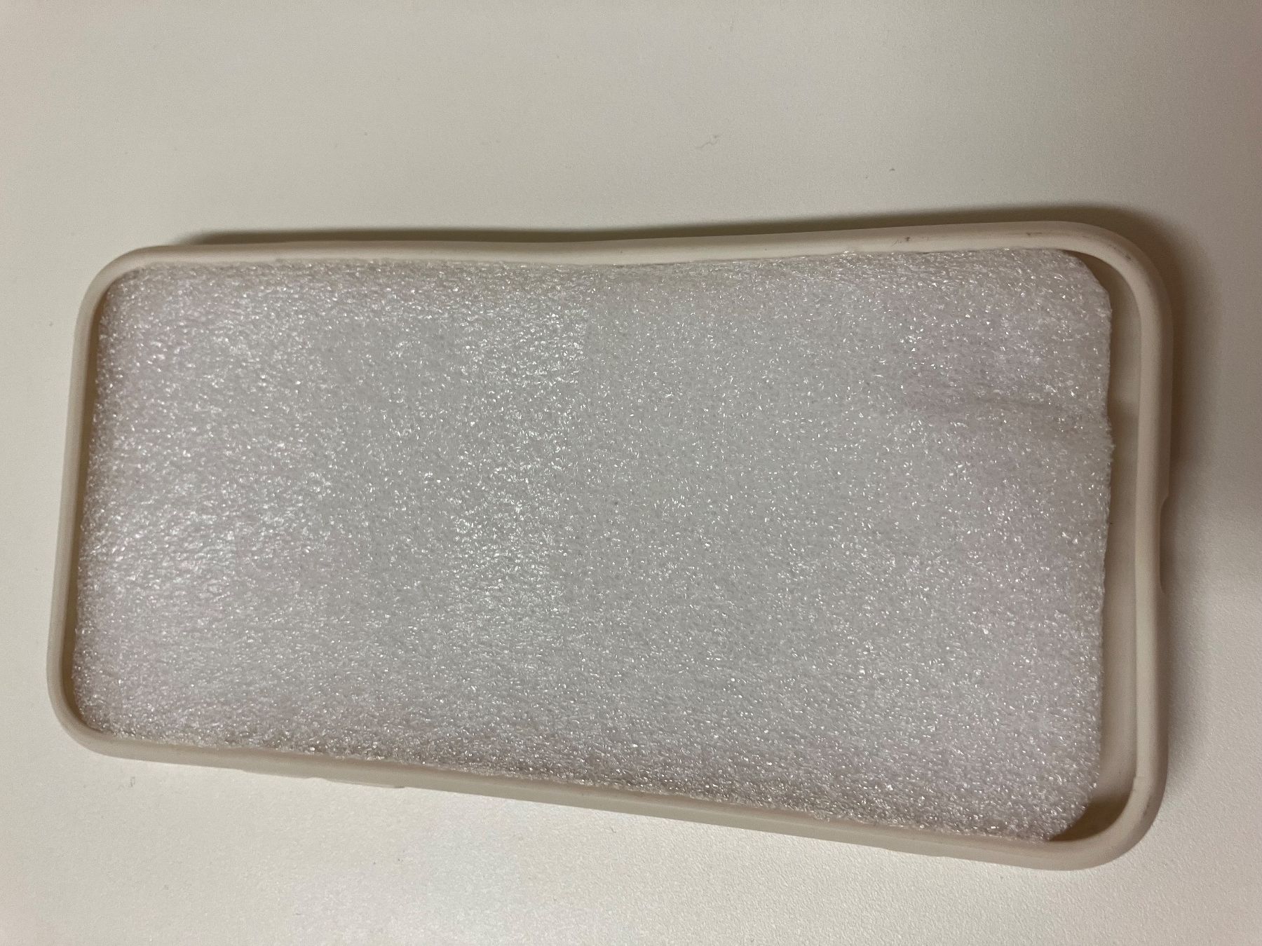Apple Cover & Protezioni schermo: iPhone Schutzhülle für 7/8/SE – Nuovo e nell'imballaggio originale da Schaffhausen venduto da Simmel80 2