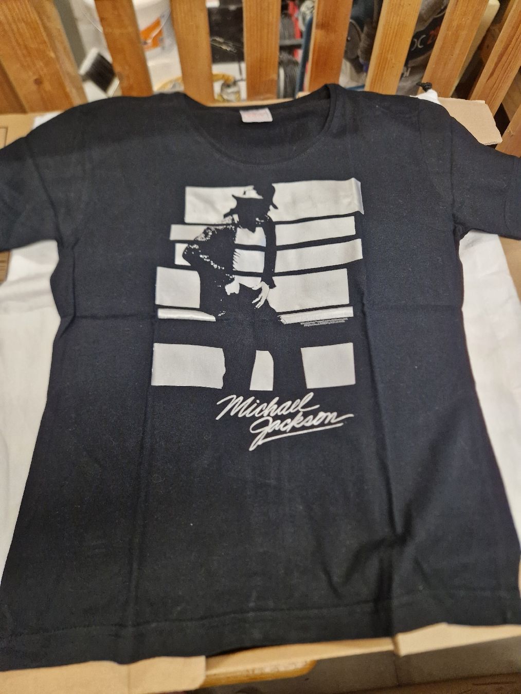 T-Shirts: Michael Jackson T-Shirt schwarz M – Gebraucht aus Zürich von Mani56
