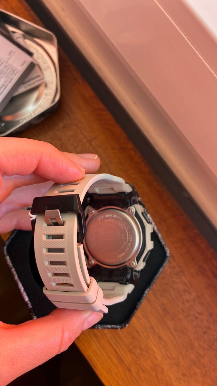 Casio Montres: G-shock neue waterresistant hellgrau – Neuf avec emballage d'origine à Winterthur par ale_2nnf 3