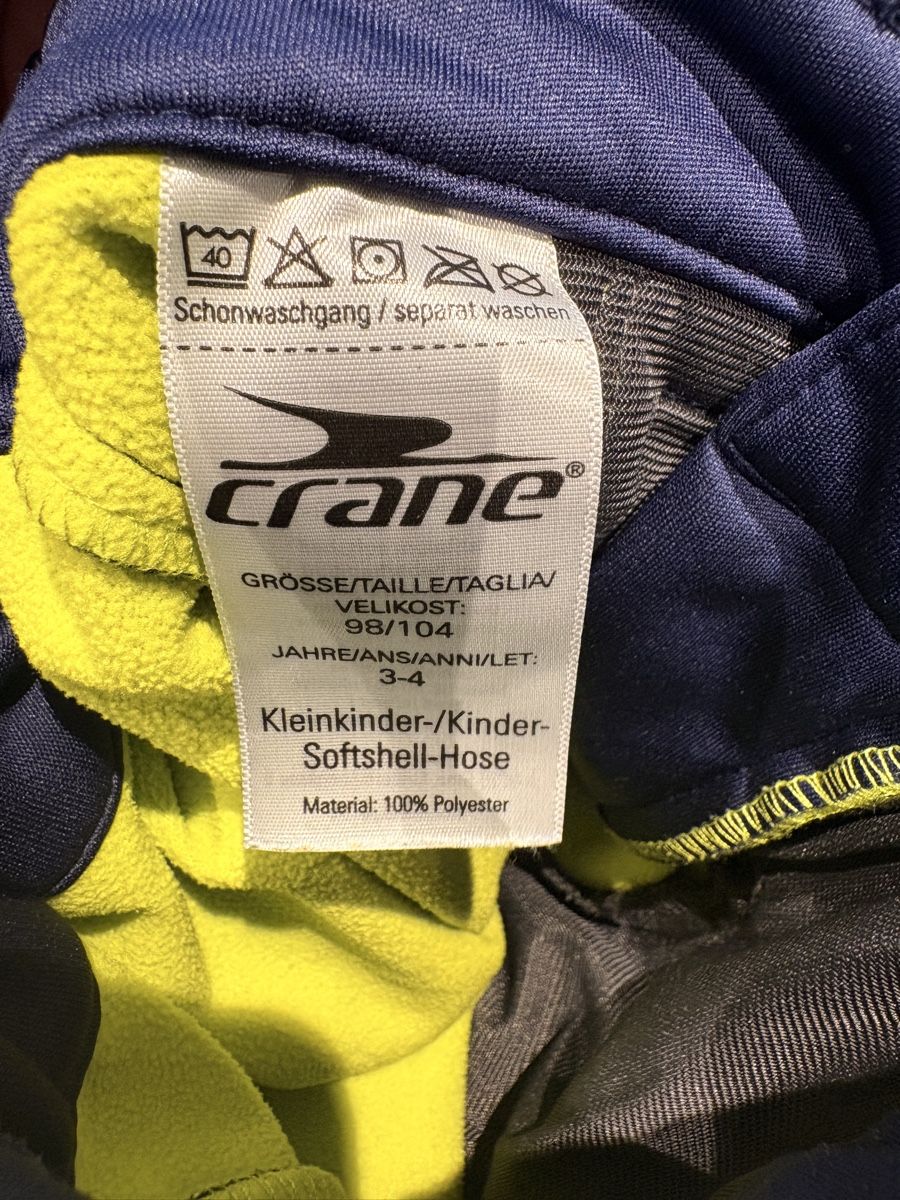 Hosen: Kinder Softshell Hose Grösse 98/104 – Gebraucht aus Bitsch von whoelse. 2
