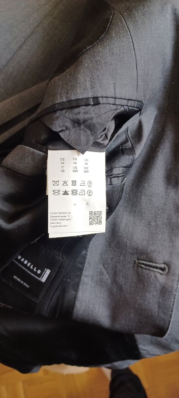 Hugo Boss Completi: Suit Hugo Boss, size S, slim – Usato da Gstaad venduto da sasha0270 2