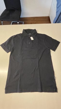 Neues Poloshirt schwarz Grösse XS, ca. 170