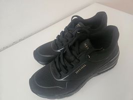 Sketchers Schwarz neu Grösse 37 ( 24cm)