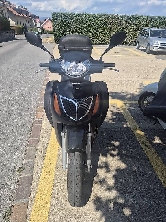 Scooter: Honda SH 125 – Usato da Mex VD venduto da Janmichel