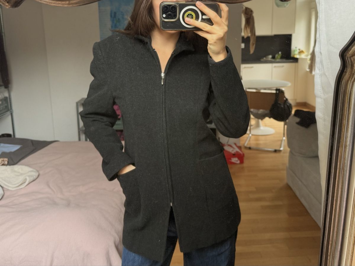 Giacche: Schwarze Winterjacke / Übergangsjacke – Usato da Zürich venduto da Jmarieg_ 1