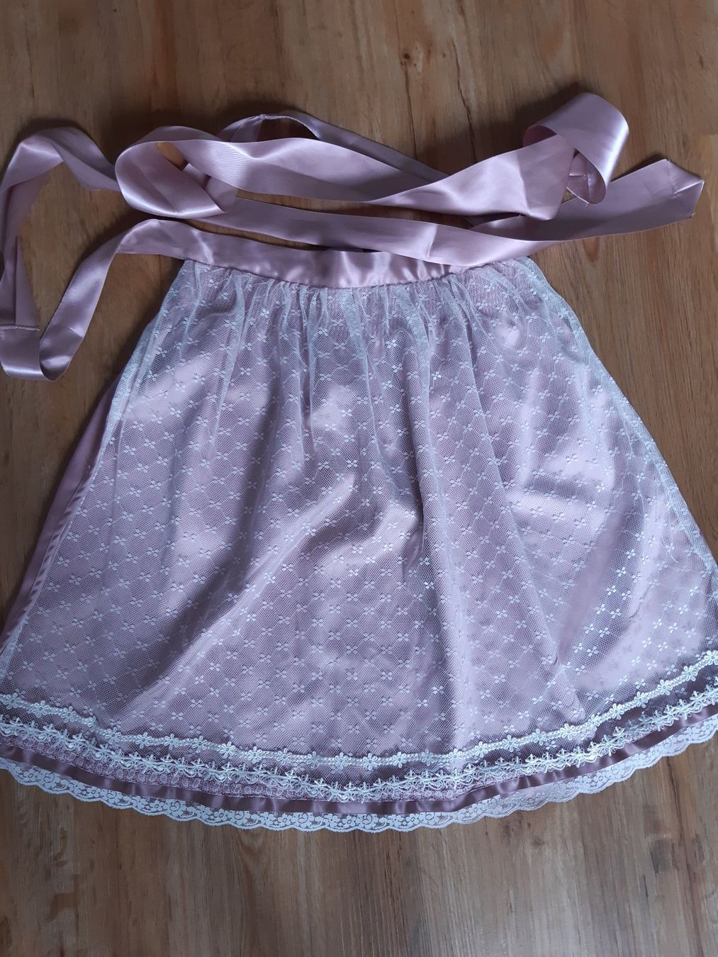 Krüger Kleider & Röcke: wunderschönes Kinderdirndl – Gebraucht aus Waldkirch von Parry01 4