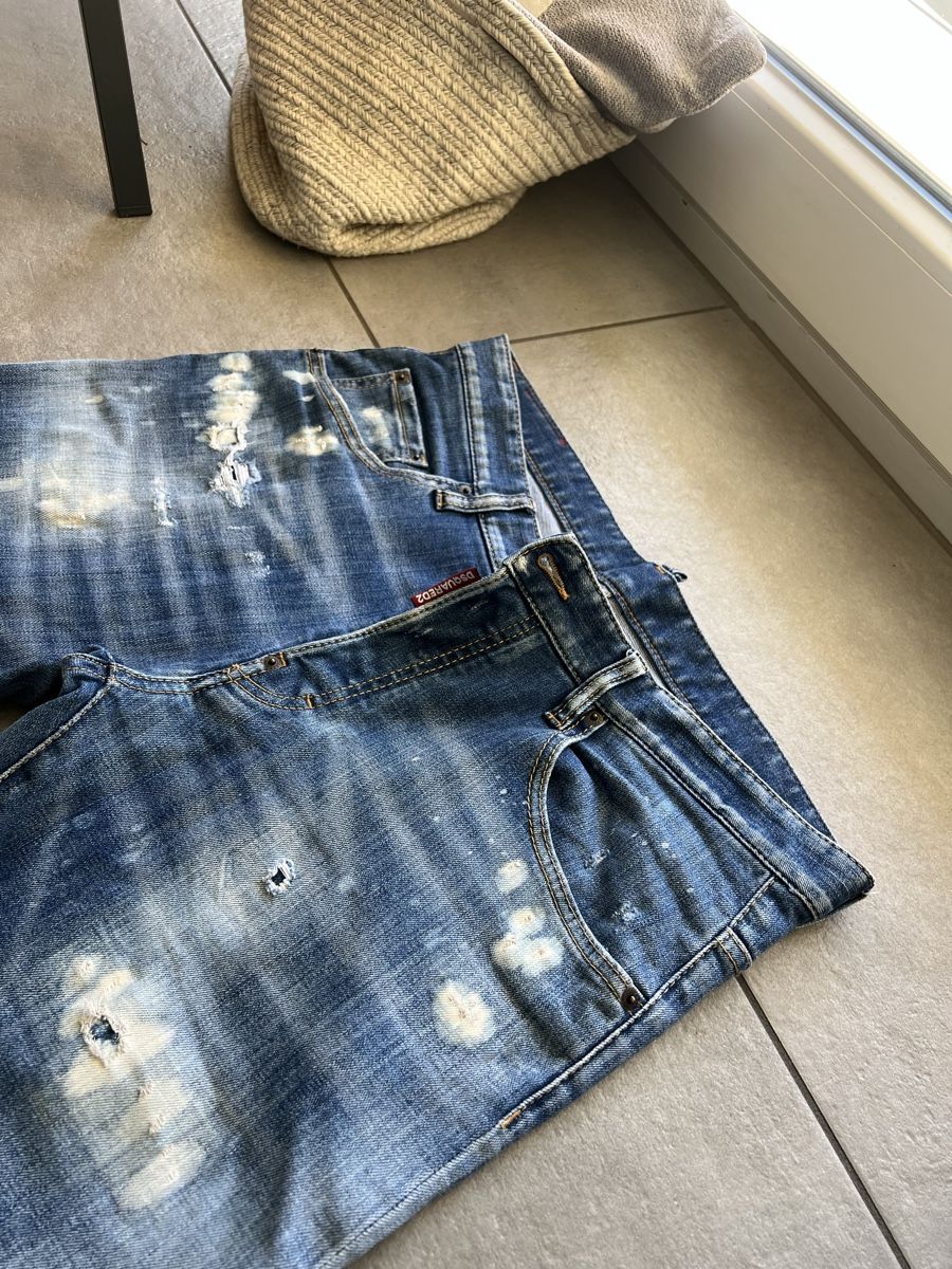 Dsquared2 Jeans: Dsquared2 jeans uomo 52 – D'occasion à Mendrisio par fly_9wzx 3