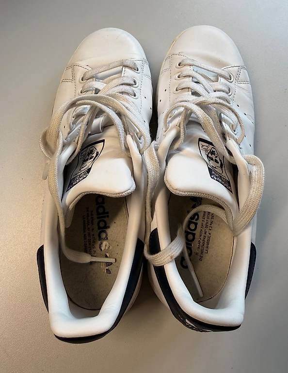 Damenschuhe: Stan Smith Sneaker, weiss  40 2/3 – Gebraucht aus Zumikon von Fahrgaestin 1