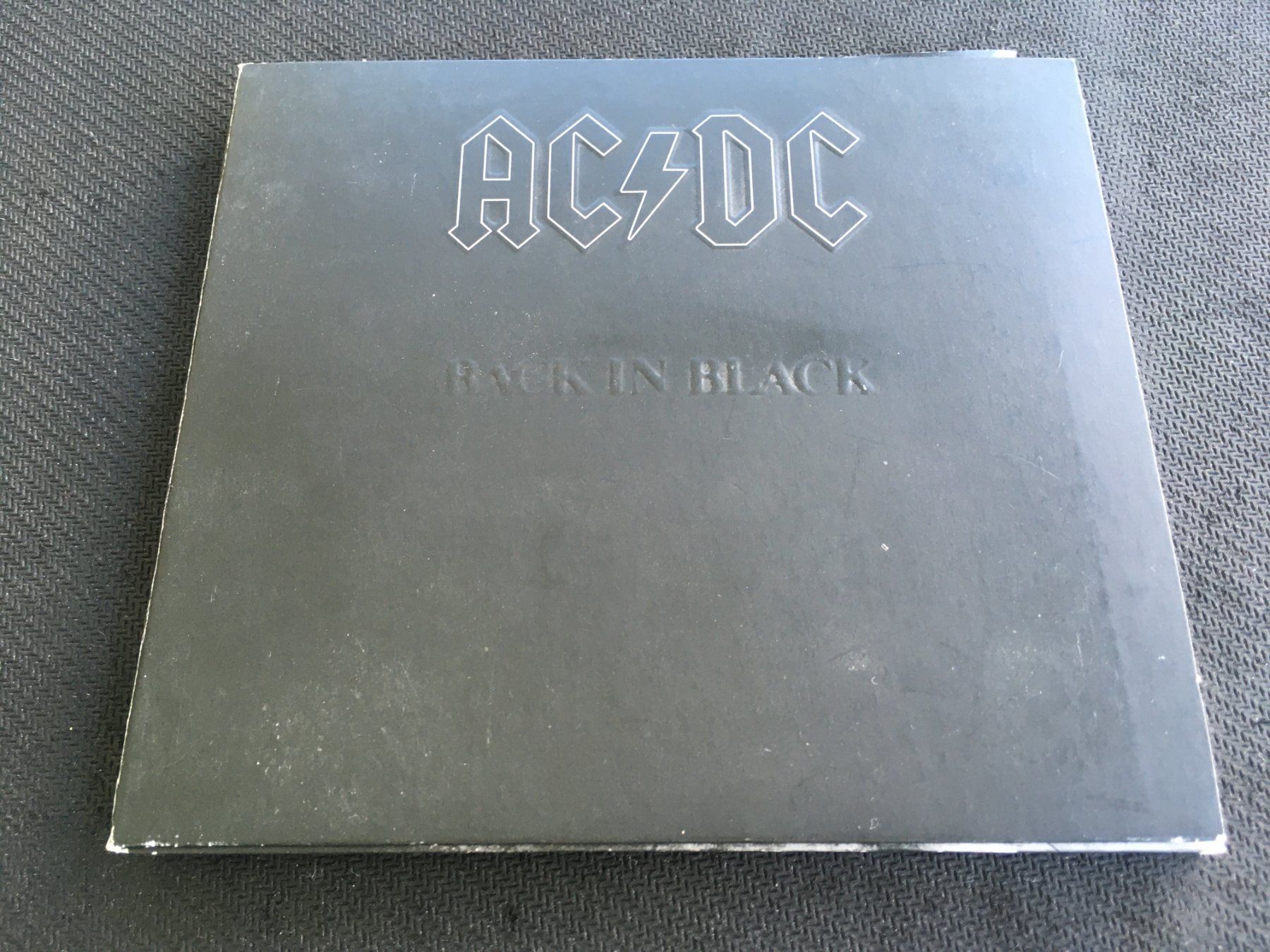 CD: AC/DC - Back in Black -CD- – Usato da St.Gallen venduto da MedienJoe