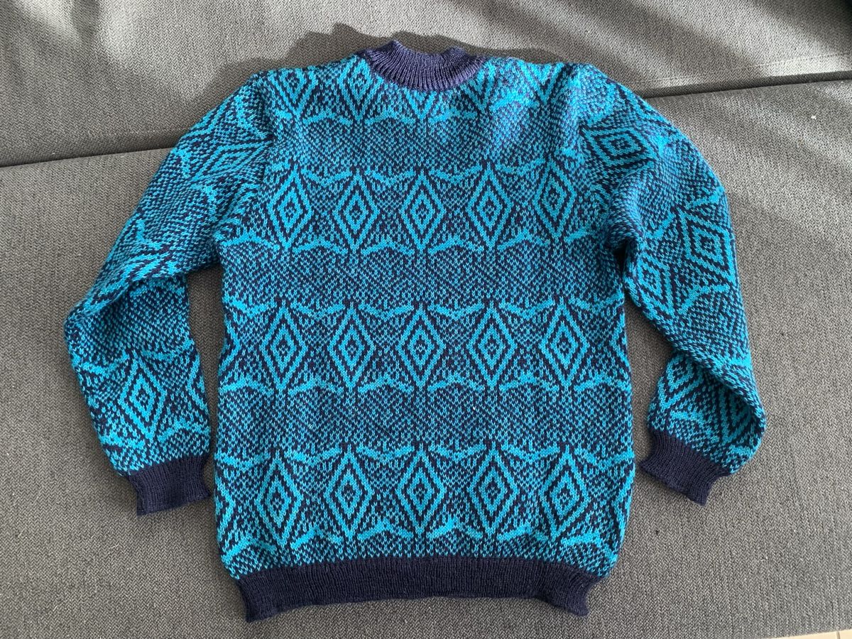 Pullover & Sweatshirts: Pull Laine Vintage Bleu Turquoise Taille S/M – Gebraucht aus Lausanne von EliseH 1