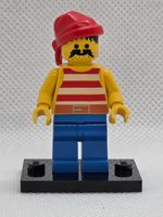 LEGO Pirates pi043 Pirate Red / White Stripes Shirt