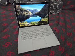 Microsoft Surface Book i7 8GB 256GB SSD