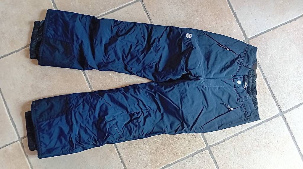 Pantaloni: Pantalon de ski 8848 / 140 – Usato da Juriens venduto da Twist03