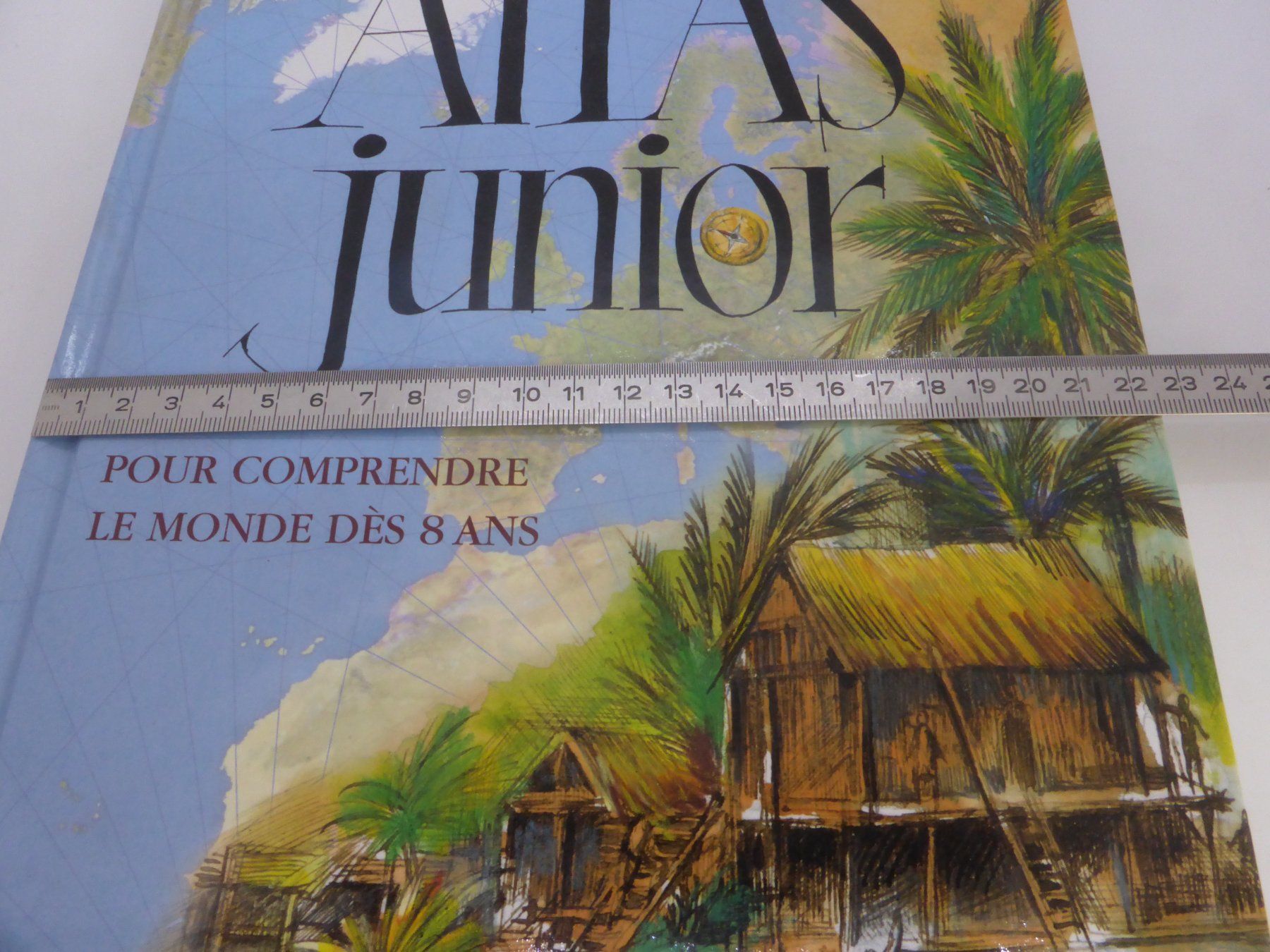 Libri: Atlas Junior Hachette Education dès 8 ans – Usato da Porrentruy venduto da Kim017 7