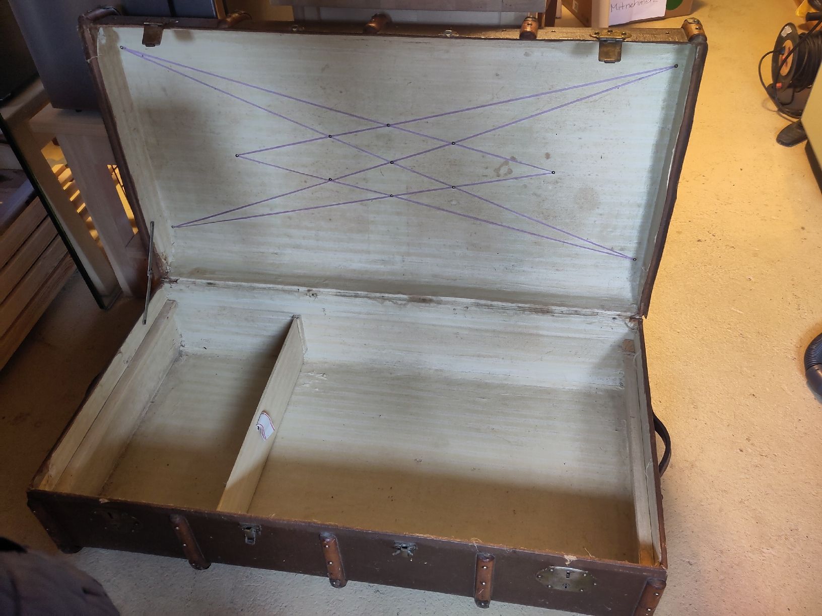 Valises de voyage: Antiker Reisekoffer – D'occasion à Staufen par nin_pf9j 2