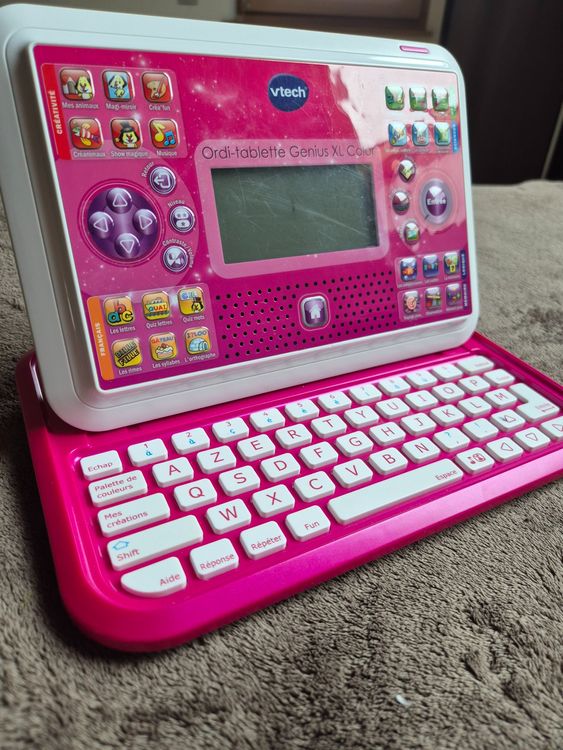 VTech - Ordi Genius Kid Noir, Ordinateur Enfant avec Écran Rétroéclairé, 20 Activités et Jeux Évolutifs, Jouet Éducatif, Cadeau Enfant de 3 Ans à 7 Ans - Contenu en Français