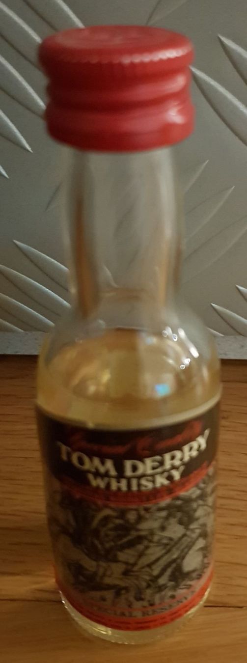 Bevande alcoliche: TOM DERRY WHISKY SPECIAL RESERVE – Nuovo (secondo la descrizione) da Emmenbrücke venduto da Herzog07