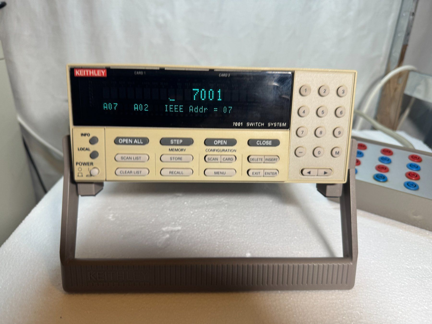 Messen: Keithley 7001 Switch Mainframe + Karten 7011S & 7154 – Gebraucht aus Dübendorf von ale_vm9w 1