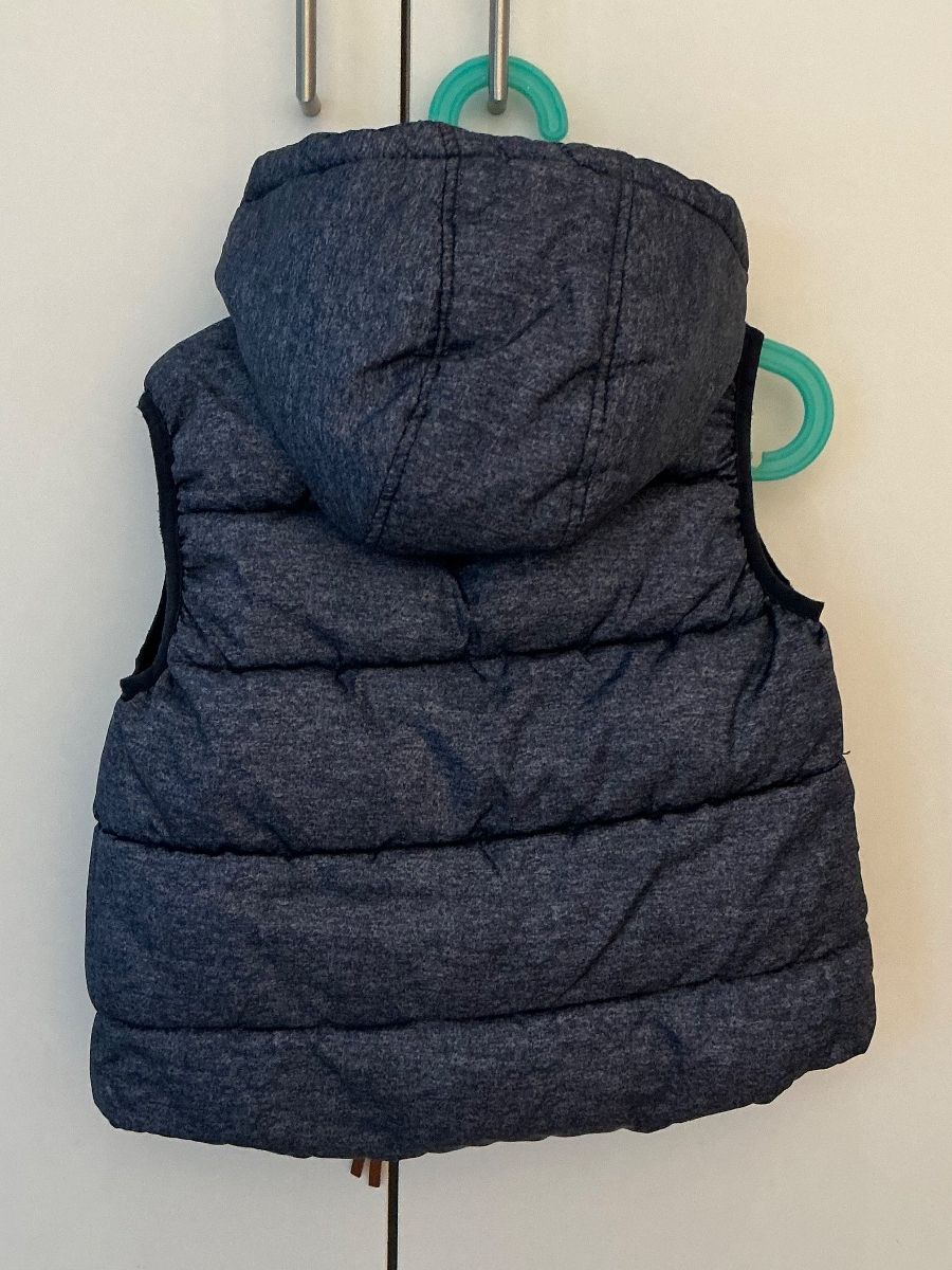 H&M Sonstige Jungenkleidung: Kids Gilet, size 110/116 – Gebraucht aus Forch von rom_qqv2 1