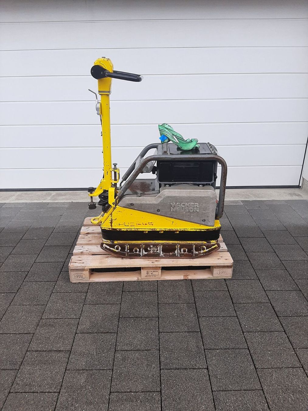 Wacker Neuson Tutte le macchine: Vibroplatte Rüttelplatte Wacker Neuson Hatz DIesel – Usato da Rain venduto da Kleinmoto 6