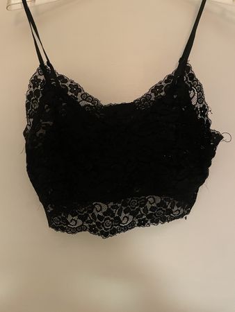 Schwarzes Even&Odd Spitzentop Gr. S - Elegant & Verspielt