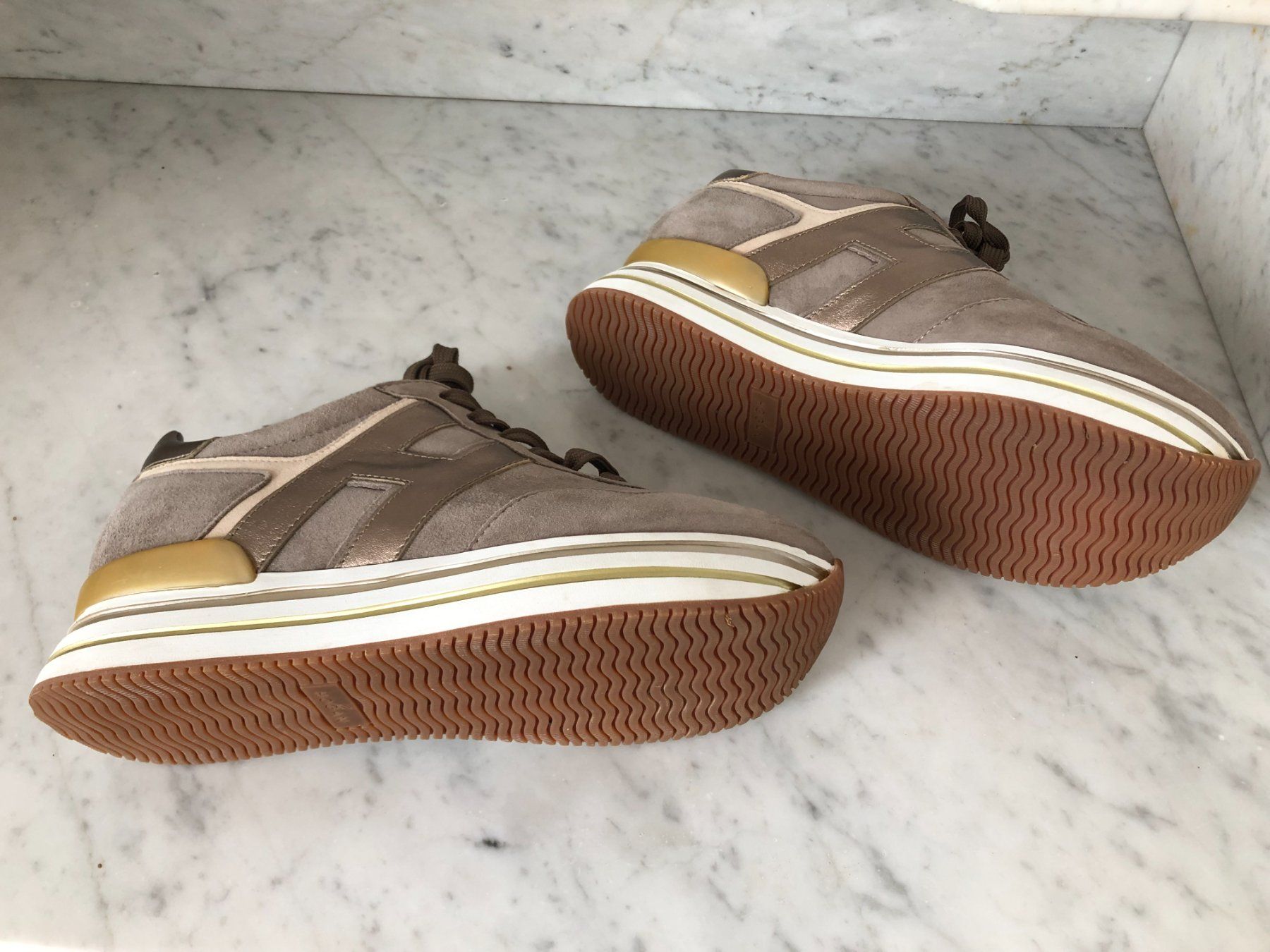 Hogan Damenschuhe: Hogan Sneaker Beige Gr. 39.5 Neuwertig – Gebraucht aus Samstagern von TAAF 3