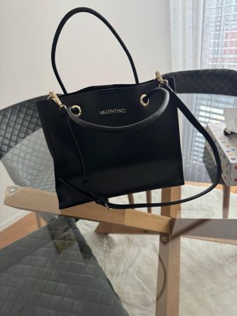 Elegante Valentino Handtasche, Schwarz, Neuwertig, Top!