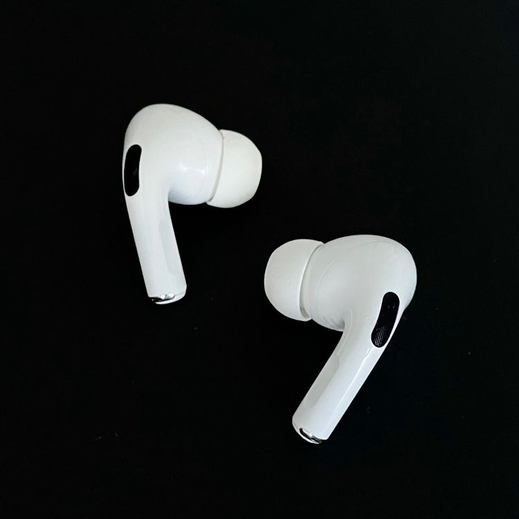 AirPods Pro OHNE CASE | Kaufen auf Ricardo
