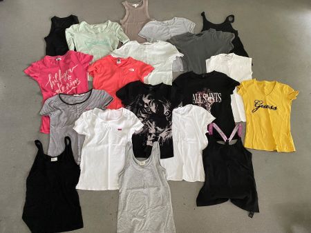 19 T-Shirts XS Allsaints Armani Levis Guess North Face