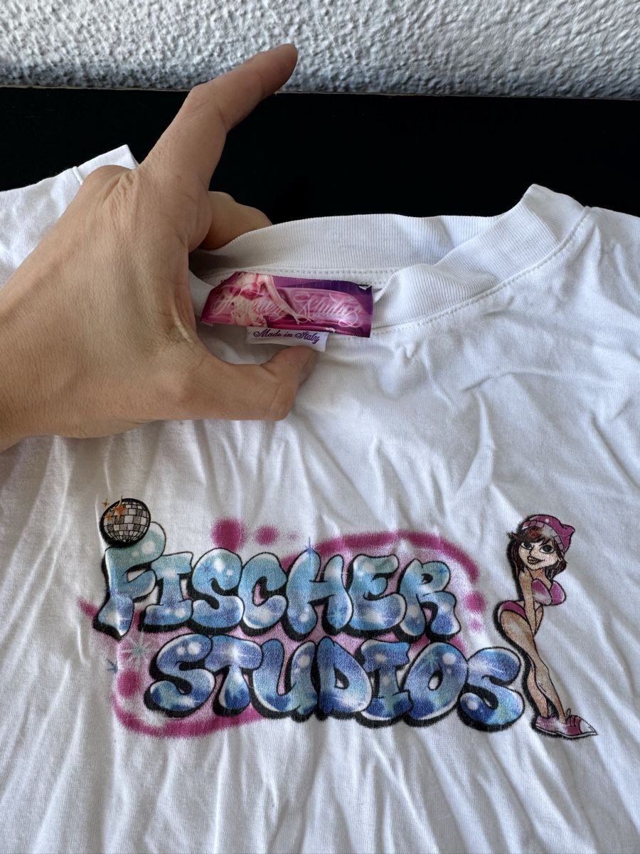 T-Shirts: Fischer Studios T-Shirt White – Neu (gemäss Beschreibung) aus Zürich von forestF4iry 1