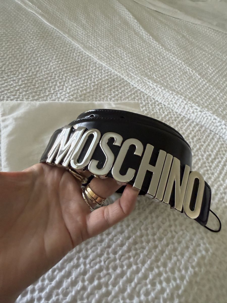 Moschino Cinture: Moschino Gürtel neu – Nuovo e nell'imballaggio originale da Allschwil venduto da fig_rs5d 1