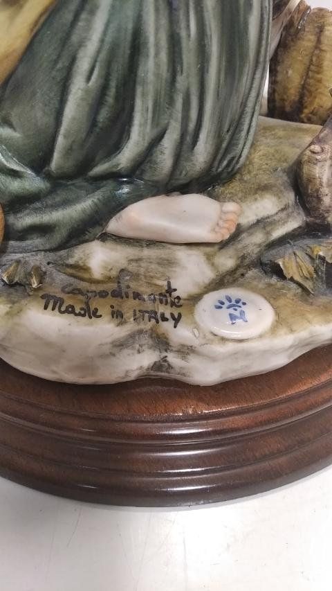 Statuette: Capodimonte große Figuren – Usato da Bern venduto da Elena1965 6