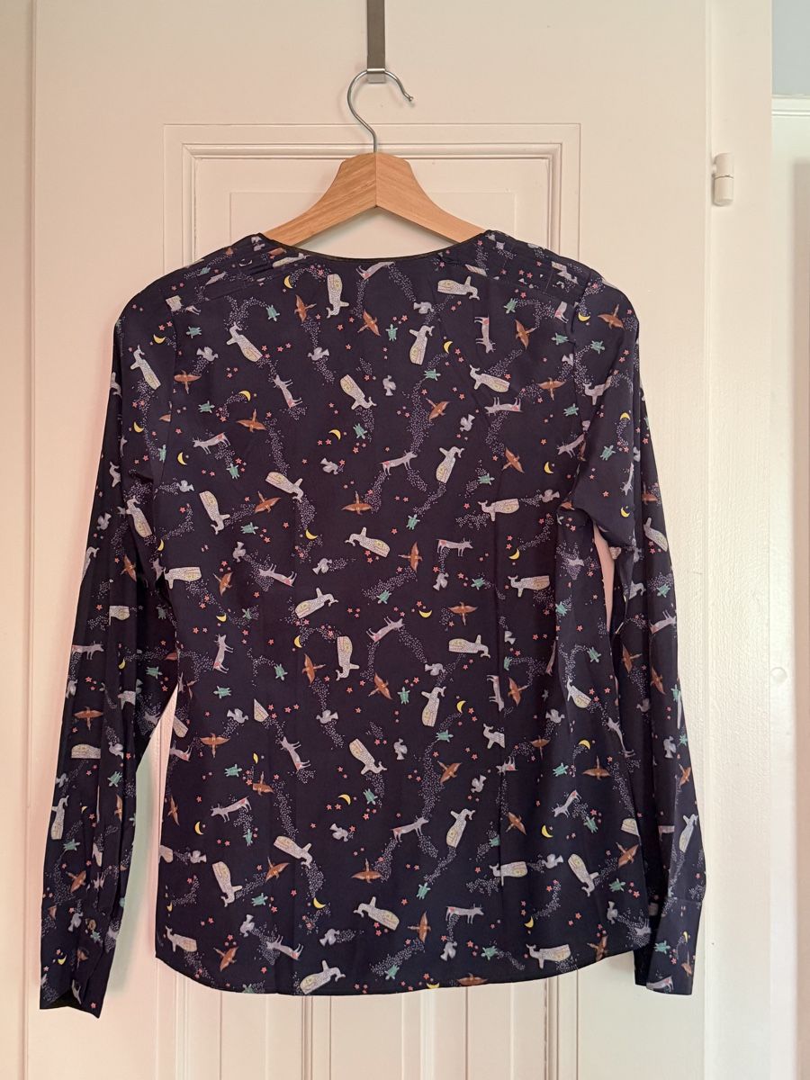 Camicette: Cotelac Blouse Size 0 Celestial Print Long Sleeve Top – Nuovo (secondo la descrizione) da Genève venduto da jud_xrl8 2