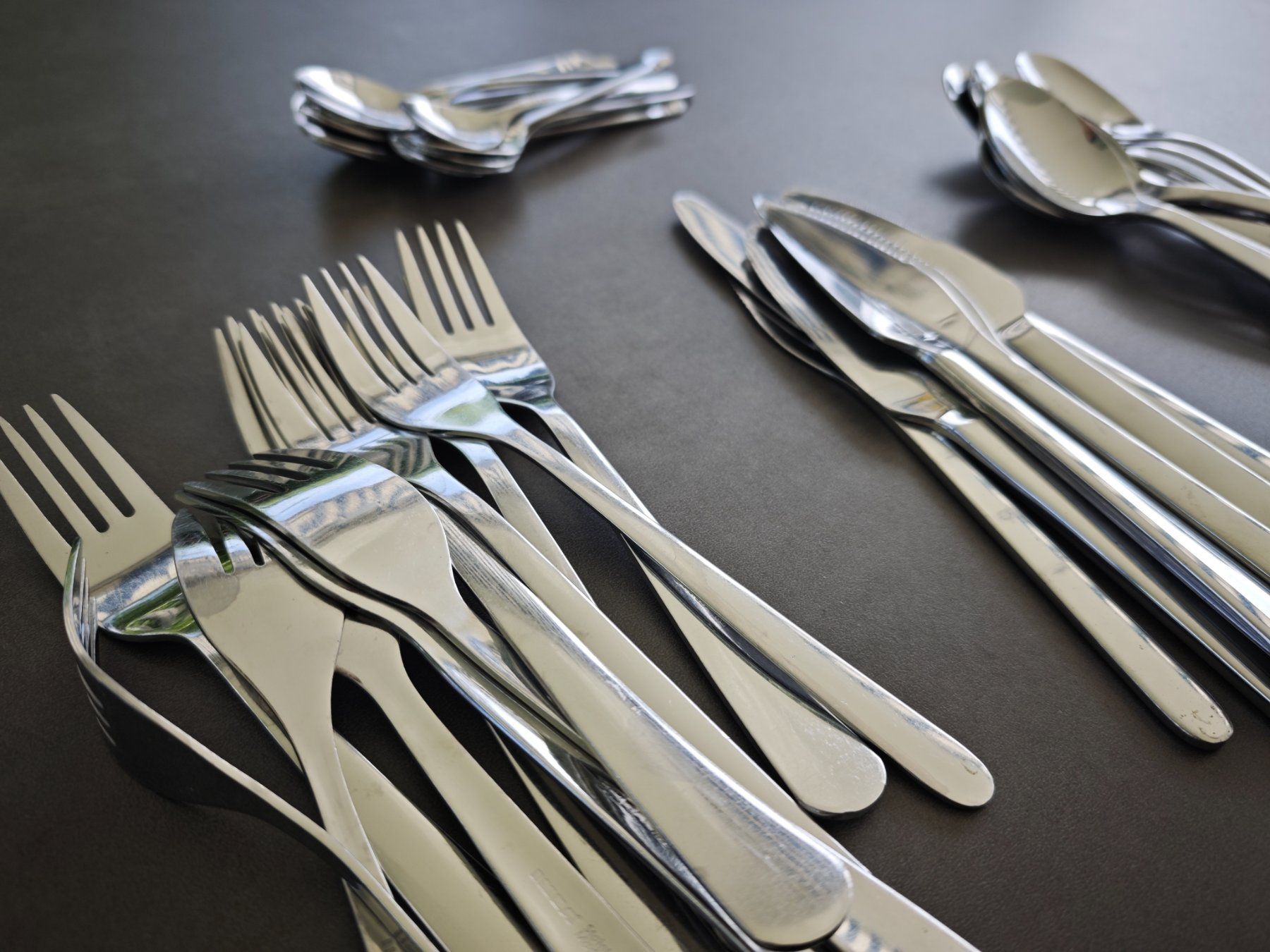 Ikea Set di posate: Besteckset – Usato da Bätterkinden venduto da Flotime 1