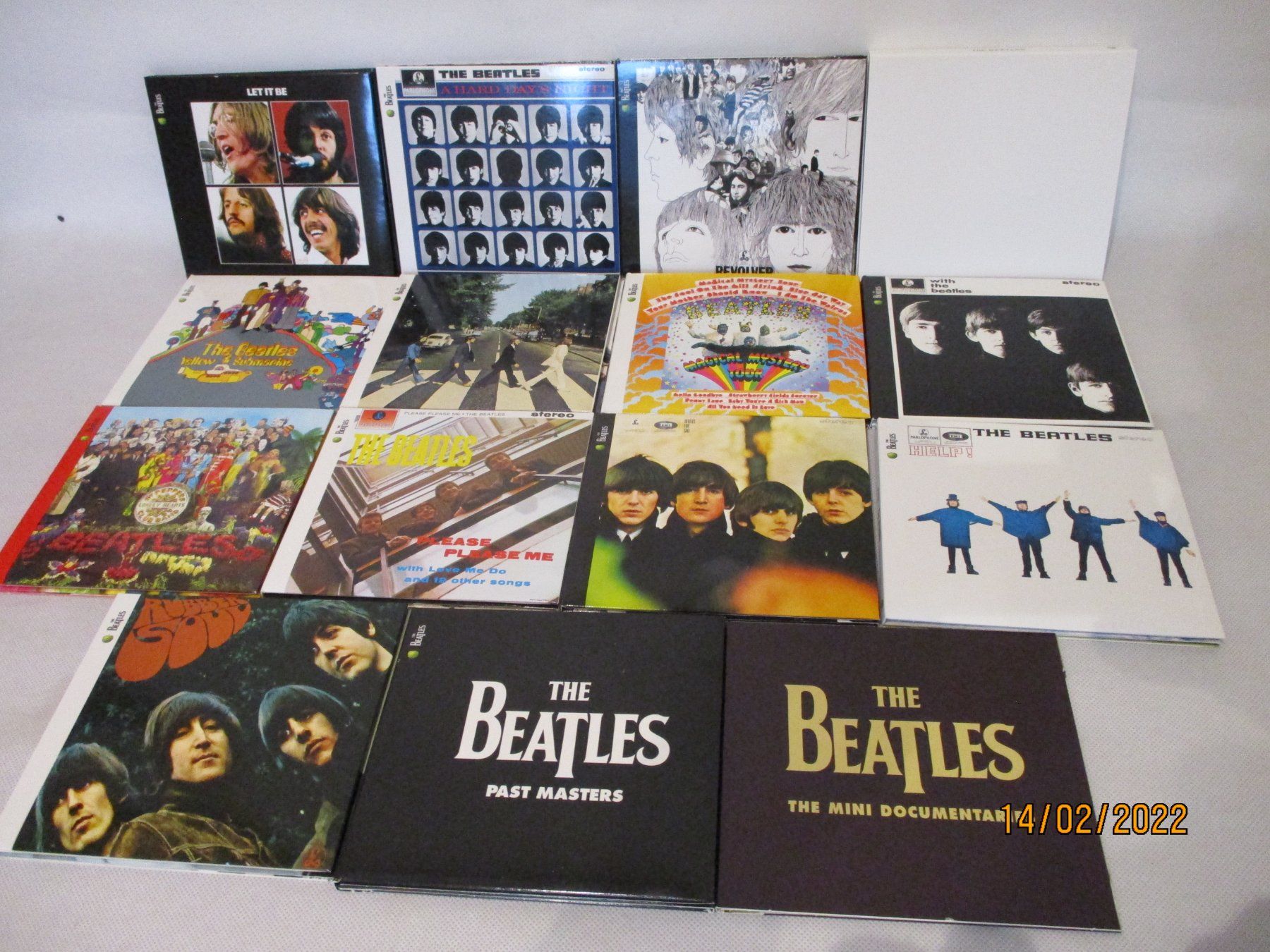 CD: 14 Beatles Alben, plus 1 DVD – Usato da Liestal venduto da Disc-Point 5