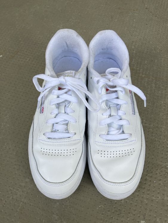 Reebok classic Sneaker 40.5 (Gebraucht) in Basel für CHF 20 – mit ...