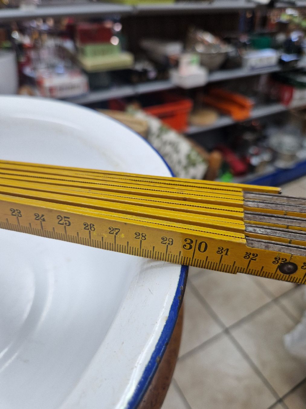 Schalen: Emaille Schüssel, Durchmesser 31cm, Vintage Look, – Gebraucht aus Mörigen von Clio111 4
