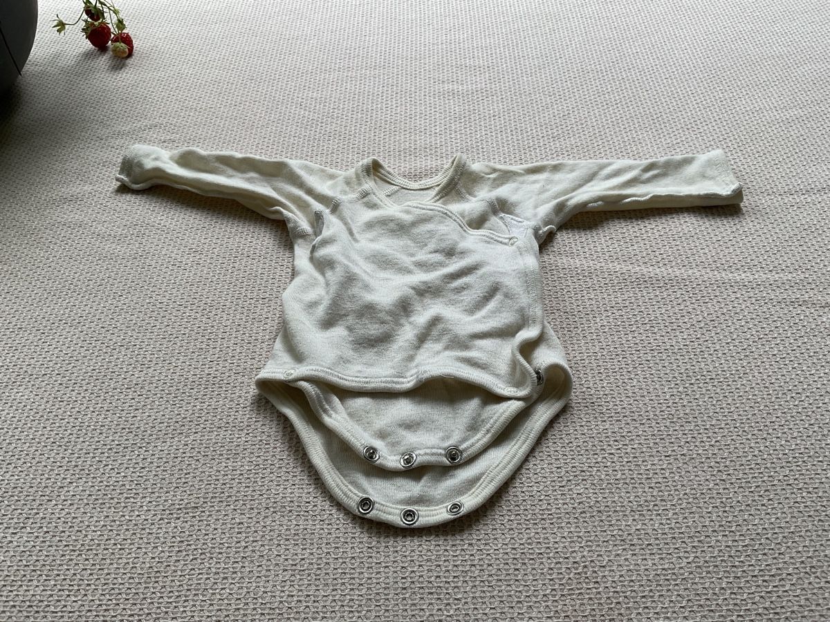 Biancheria intima: Wolle-Seide Body Gr. 50 Newborn  – Usato da Küsnacht ZH venduto da Annelie87
