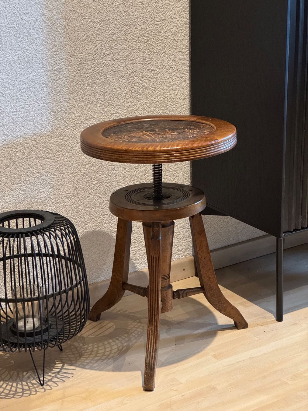 Sgabelli: Cooler Hocker – Usato da Neuendorf venduto da Sternenzauber17 1