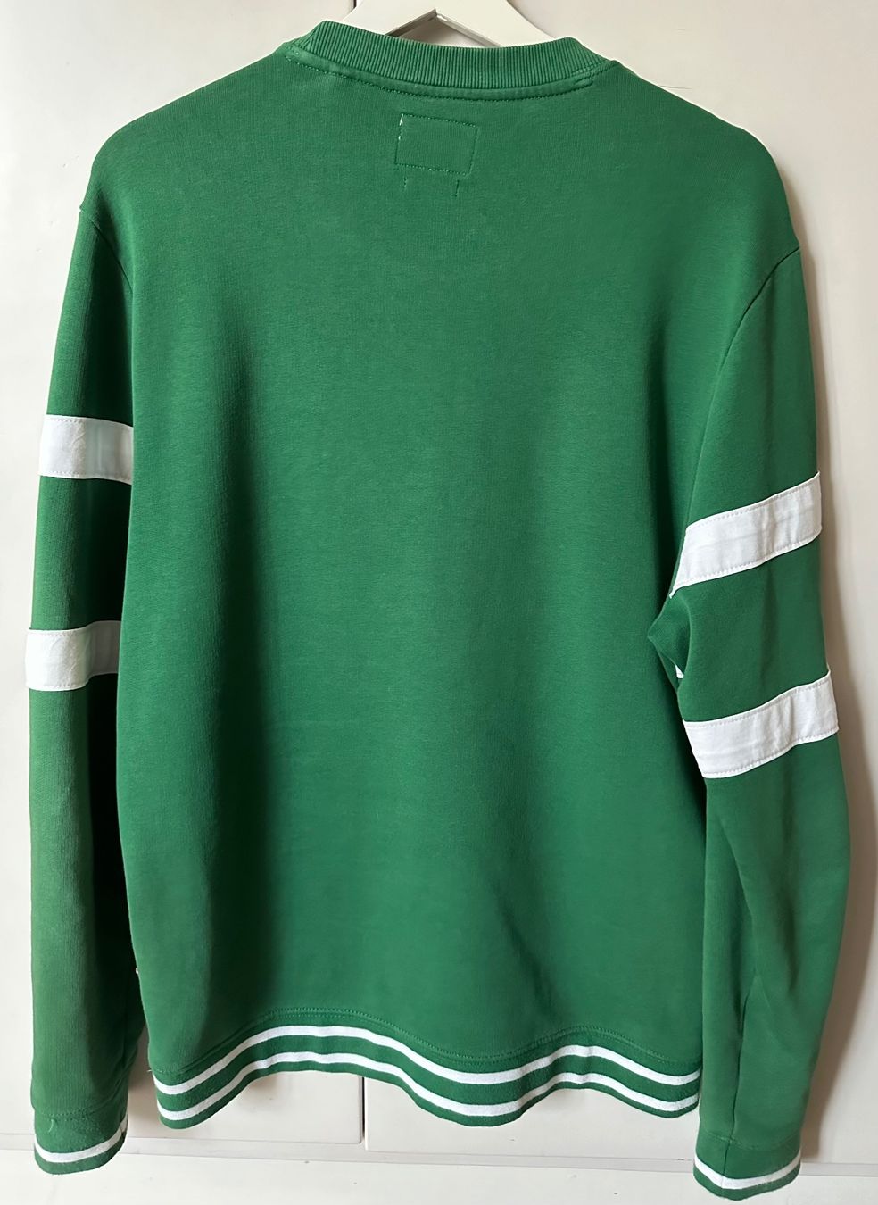 Guess Pulls & Sweat-shirts: GUESS Pullover grün, Regular Fit, Grösse M – D'occasion à Wohlen AG par thr_t5x8 3