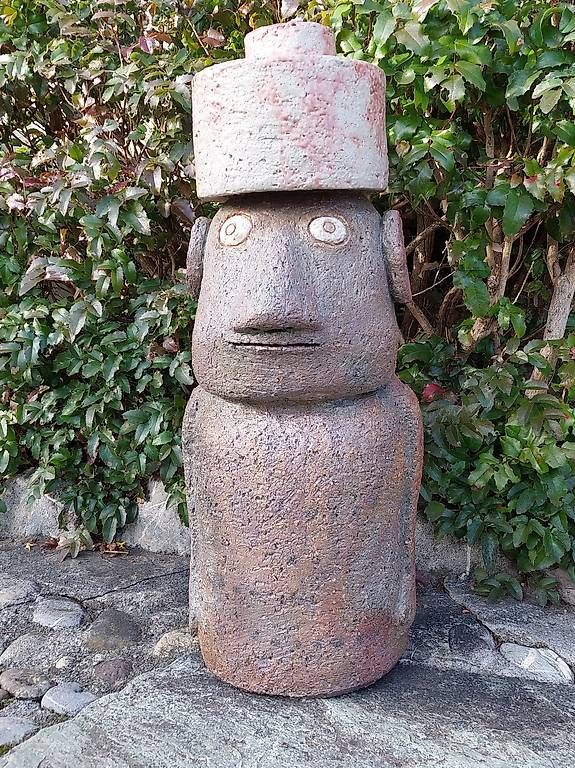 Sculture & Statue: Keramikskulptur Moai – Nuovo (secondo la descrizione) da Thun venduto da Jkthun 1